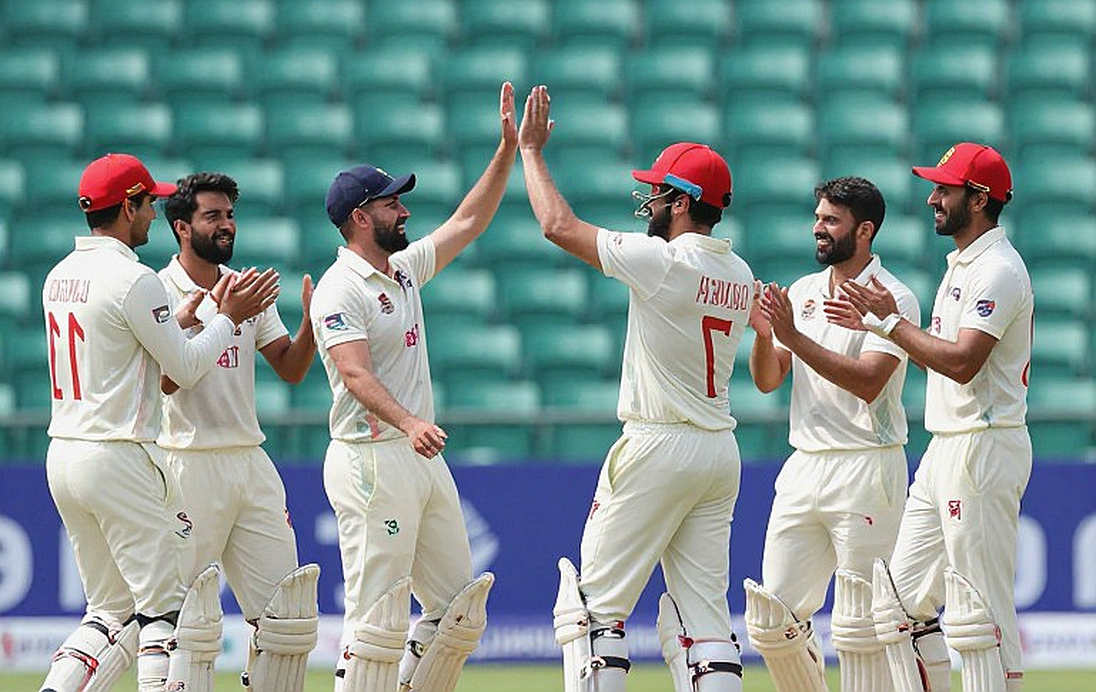 ফাতিমা সানা ও পার্থ স্কর্চার্স: আট ম্যাচের চুক্তির ভেতরে লুকানো ক্ষমতার গল্প