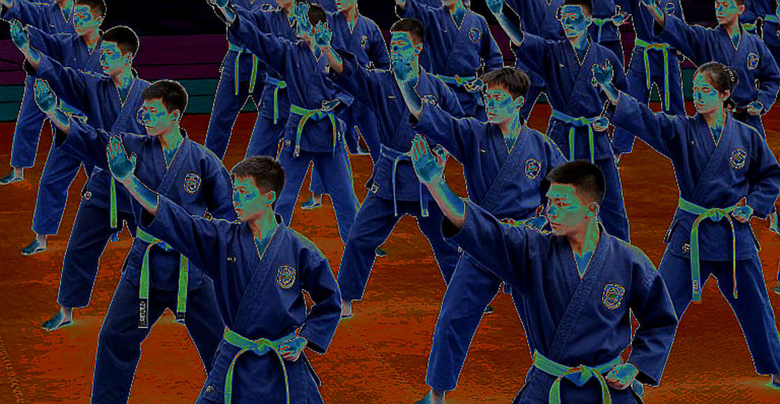 Five Flags, One Swollen Knee, Zero Noise: What Vietnam Actually Won in the Asian Games Team-Kata Gold