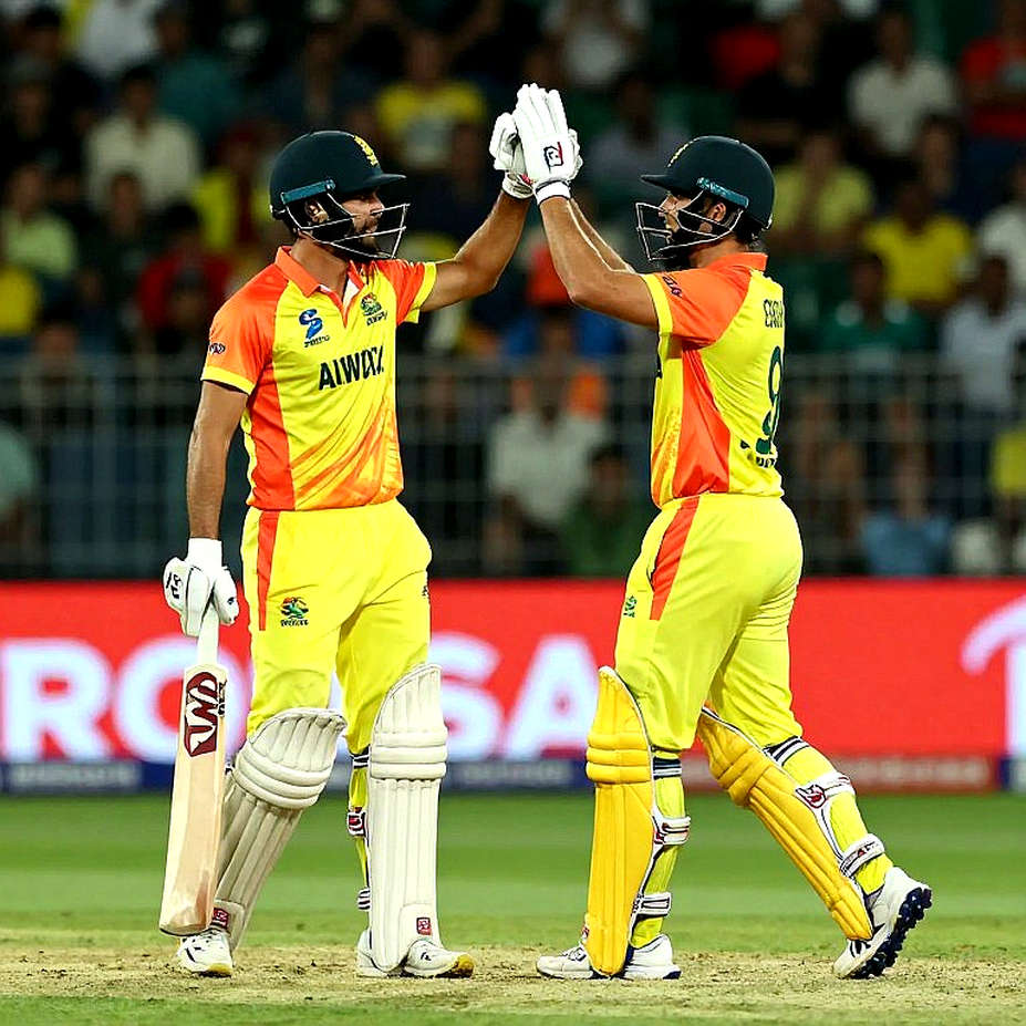 রুটের সিঁড়ি ও ওয়ার্নের ছায়া: টেস্ট ক্রিকেটের রুপালি পদক যারা